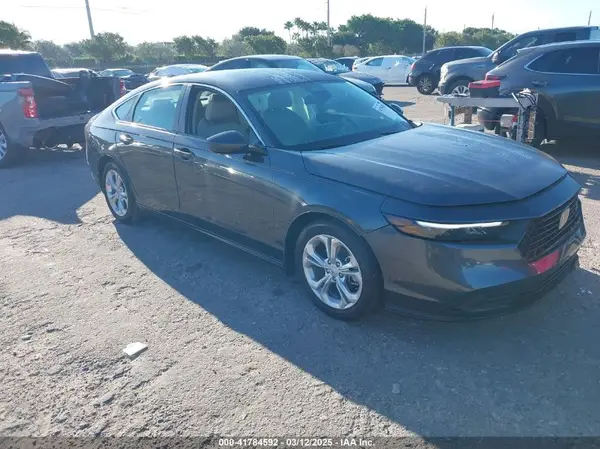 1HGCY1F2XRA011844 2024 HONDA ACCORD - Image 1