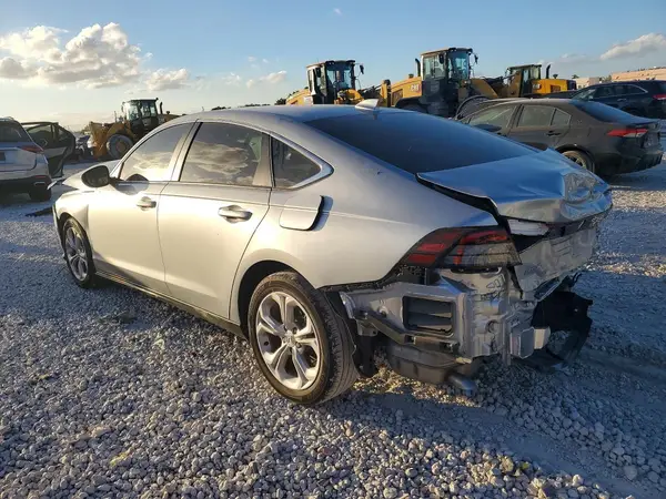 1HGCY1F2XRA013660 2024 HONDA ACCORD - Image 2