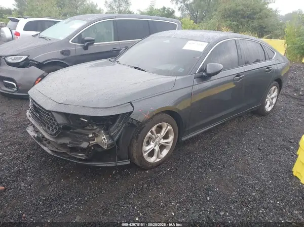 1HGCY1F2XRA015263 2024 HONDA ACCORD - Image 2