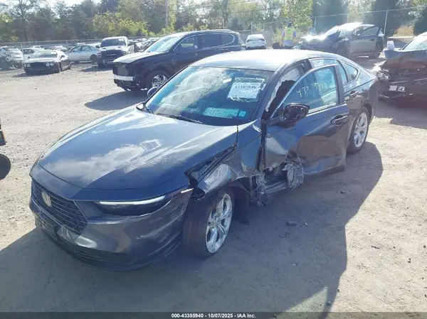 1HGCY1F2XRA024772 2024 HONDA ACCORD - Image 2