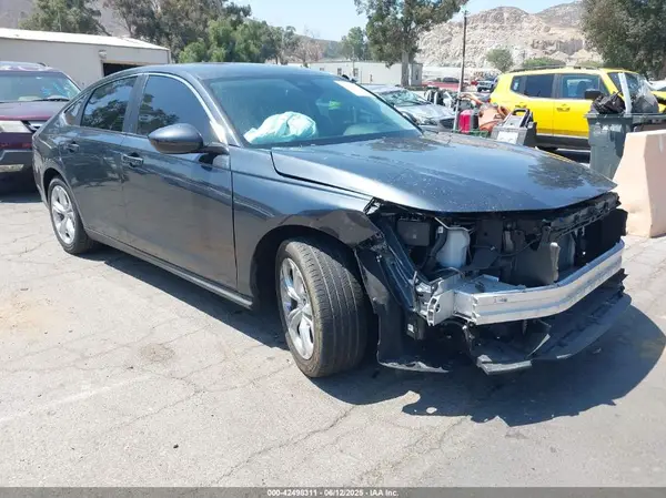 1HGCY1F2XRA030538 2024 HONDA ACCORD - Image 1