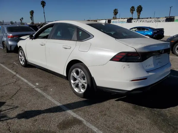 1HGCY1F2XRA046299 2024 HONDA ACCORD - Image 2