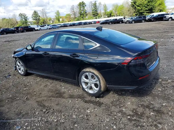 1HGCY1F2XRA075883 2024 HONDA ACCORD - Image 2