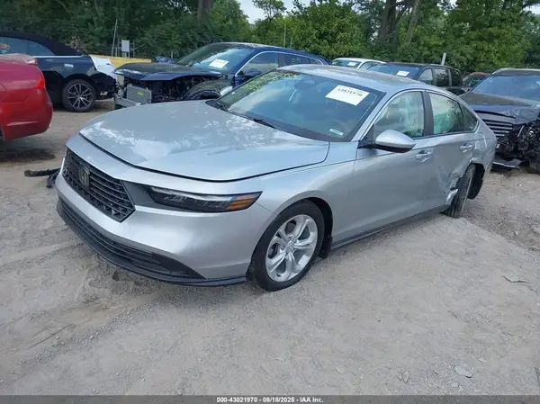 1HGCY1F2XRA084230 2024 HONDA ACCORD - Image 2