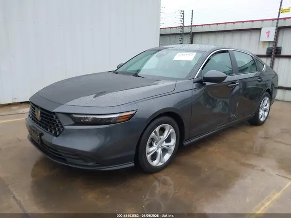 1HGCY1F2XSA021831 2025 HONDA ACCORD - Image 2
