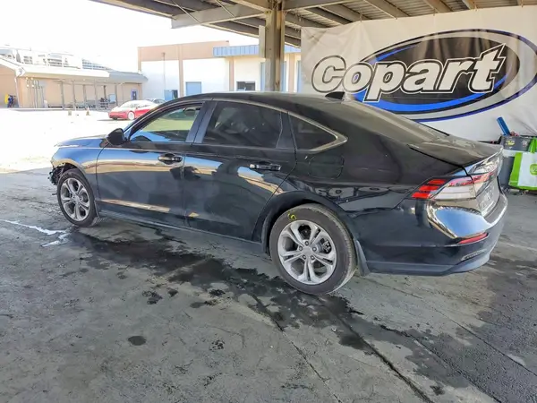 1HGCY1F2XSA032456 2025 HONDA ACCORD - Image 2