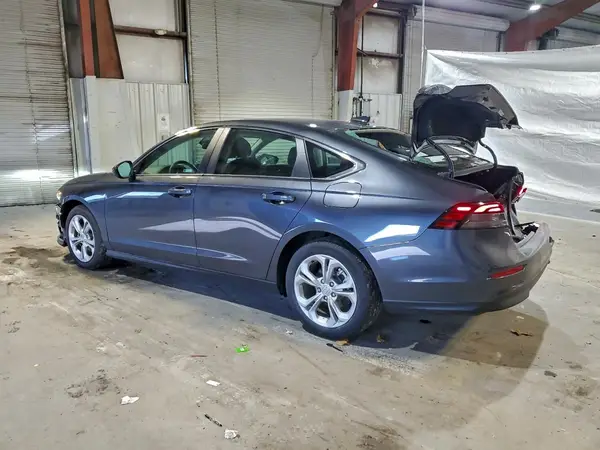 1HGCY1F2XSA053419 2025 HONDA ACCORD - Image 2
