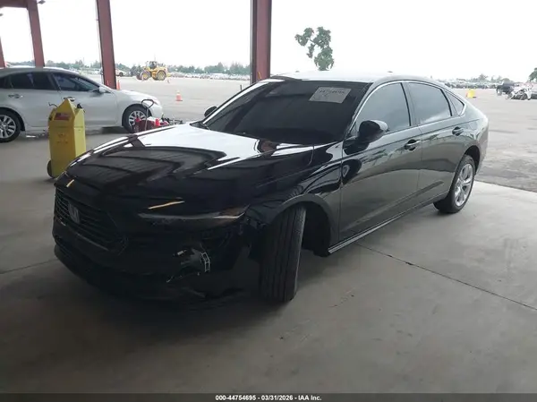 1HGCY1F2XSA091717 2025 HONDA ACCORD - Image 2