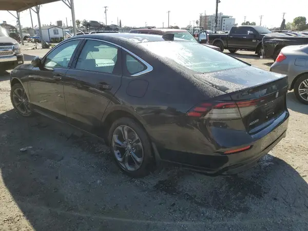 1HGCY1F30PA000776 2023 HONDA ACCORD - Image 2