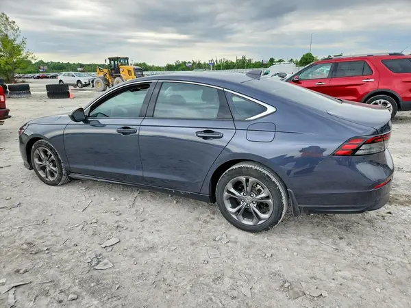1HGCY1F30PA002771 2023 HONDA ACCORD - Image 2