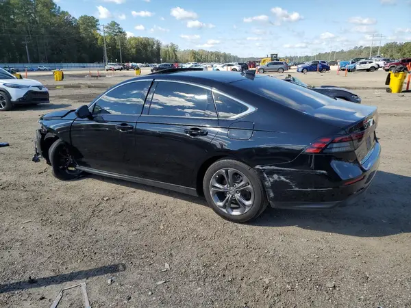 1HGCY1F30PA013883 2023 HONDA ACCORD - Image 2