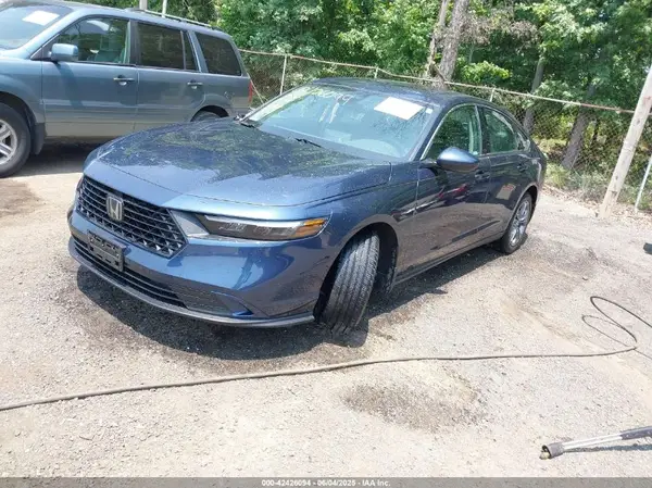 1HGCY1F30PA059441 2023 HONDA ACCORD - Image 2