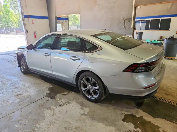 1HGCY1F30RA006497 2024 HONDA ACCORD - Image 2