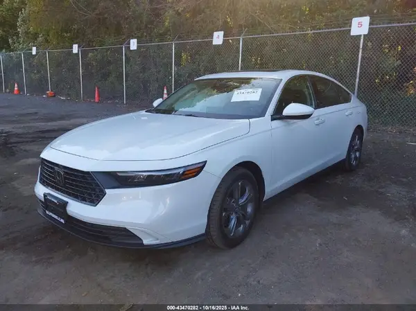 1HGCY1F30RA019346 2024 HONDA ACCORD - Image 2