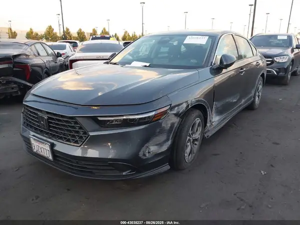 1HGCY1F30RA022862 2024 HONDA ACCORD - Image 2