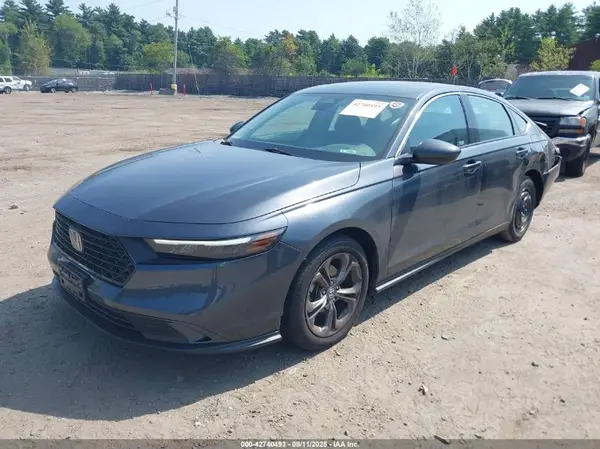 1HGCY1F30RA030766 2024 HONDA ACCORD - Image 2