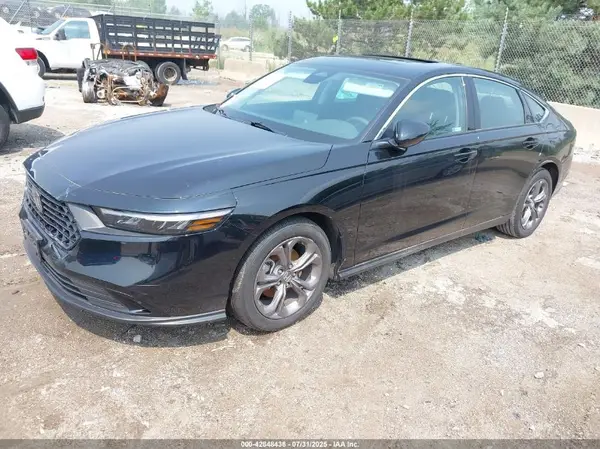 1HGCY1F30RA040973 2024 HONDA ACCORD - Image 2