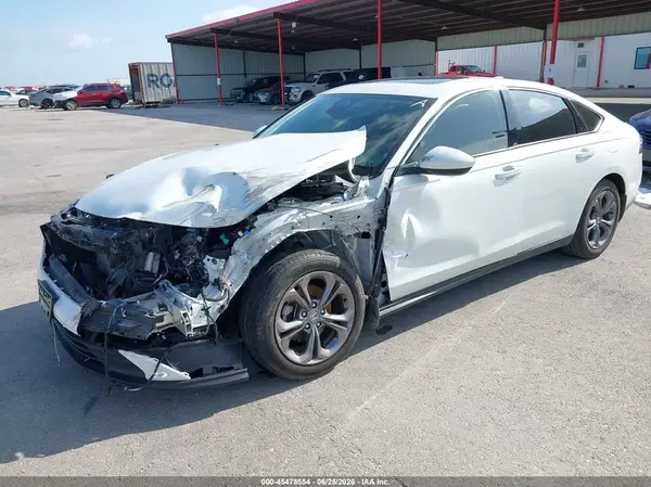 1HGCY1F30RA048099 2024 HONDA ACCORD - Image 2