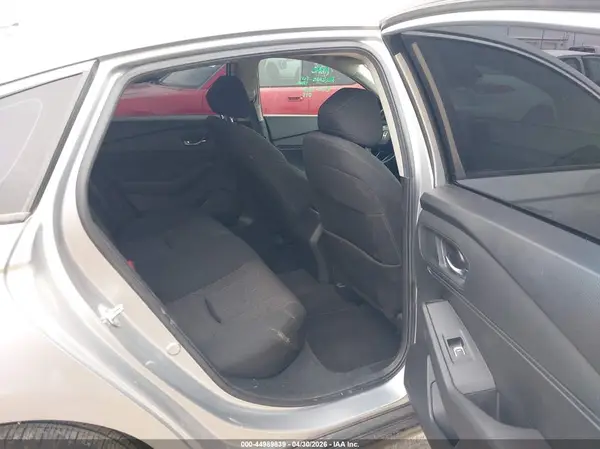 1HGCY1F30RA064805 2024 HONDA ACCORD - Image 8