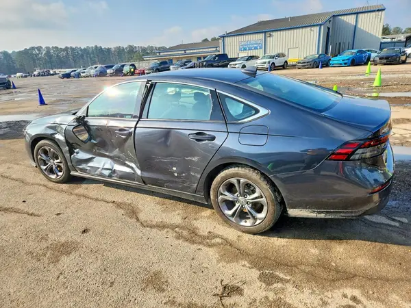 1HGCY1F30RA072984 2024 HONDA ACCORD - Image 2