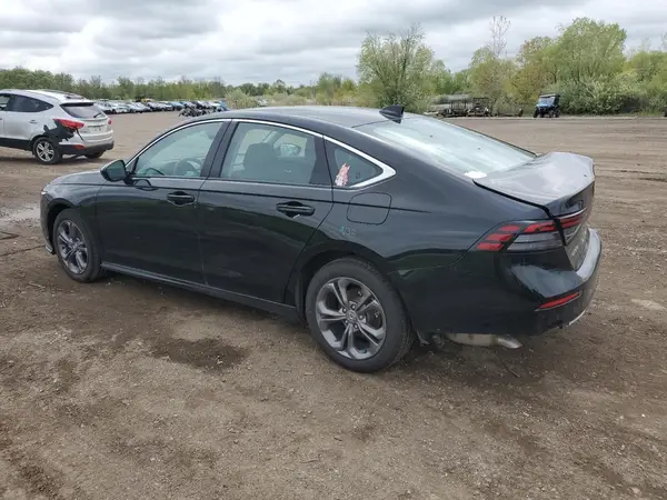 1HGCY1F30RA084939 2024 HONDA ACCORD - Image 2