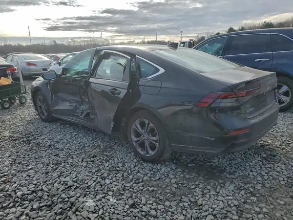 1HGCY1F30RA091888 2024 HONDA ACCORD - Image 2