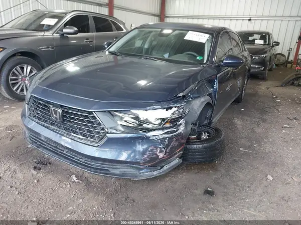 1HGCY1F31PA028392 2023 HONDA ACCORD - Image 2