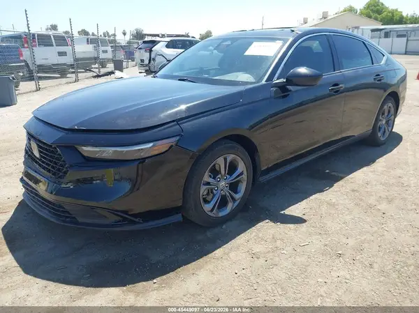 1HGCY1F31PA035035 2023 HONDA ACCORD - Image 2