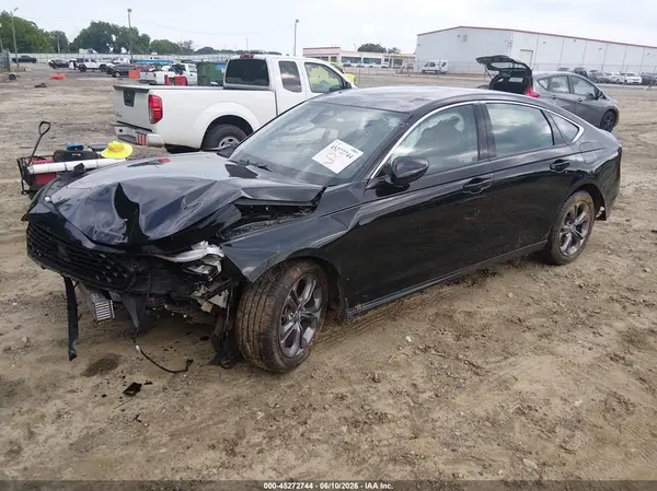 1HGCY1F31RA009456 2024 HONDA ACCORD - Image 2