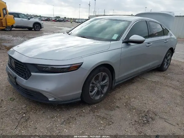 1HGCY1F31RA020229 2024 HONDA ACCORD - Image 2