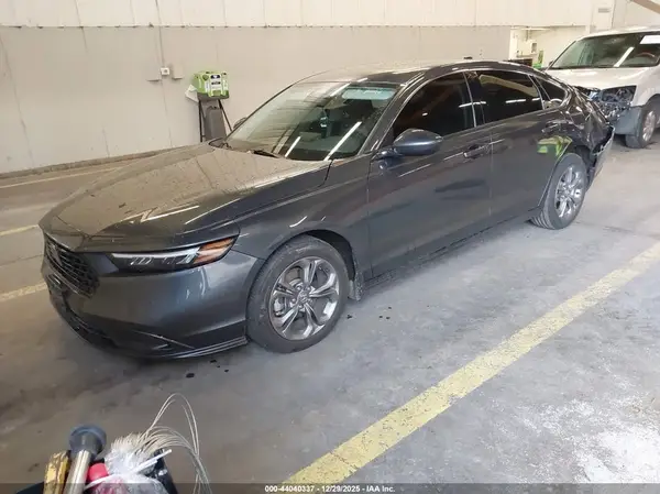 1HGCY1F31RA026709 2024 HONDA ACCORD - Image 2