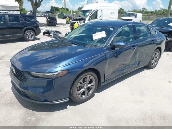 1HGCY1F31RA031201 2024 HONDA ACCORD - Image 2