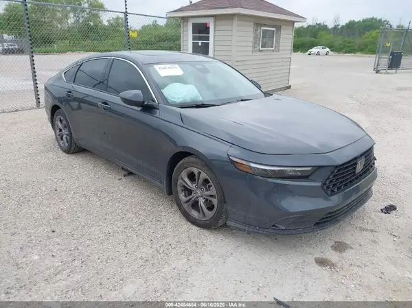 1HGCY1F31RA031263 2024 HONDA ACCORD - Image 1