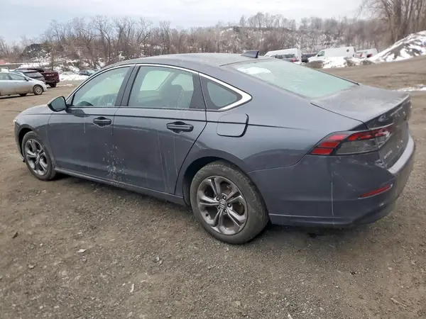 1HGCY1F31RA033062 2024 HONDA ACCORD - Image 2