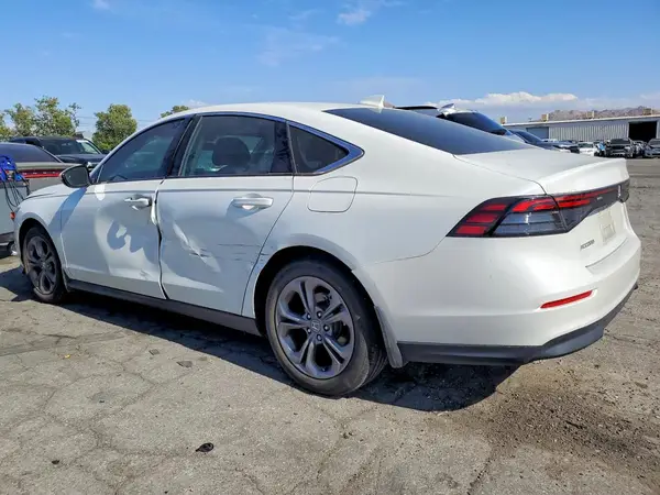 1HGCY1F31RA037936 2024 HONDA ACCORD - Image 2