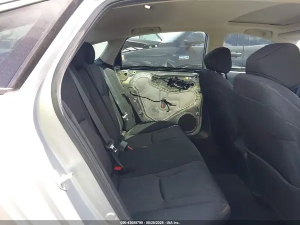 1HGCY1F31RA041887 2024 HONDA ACCORD - Image 8