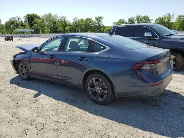 1HGCY1F31RA057510 2024 HONDA ACCORD - Image 2