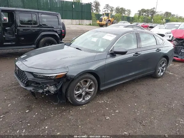 1HGCY1F31RA060679 2024 HONDA ACCORD - Image 2