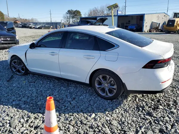 1HGCY1F31RA062271 2024 HONDA ACCORD - Image 2