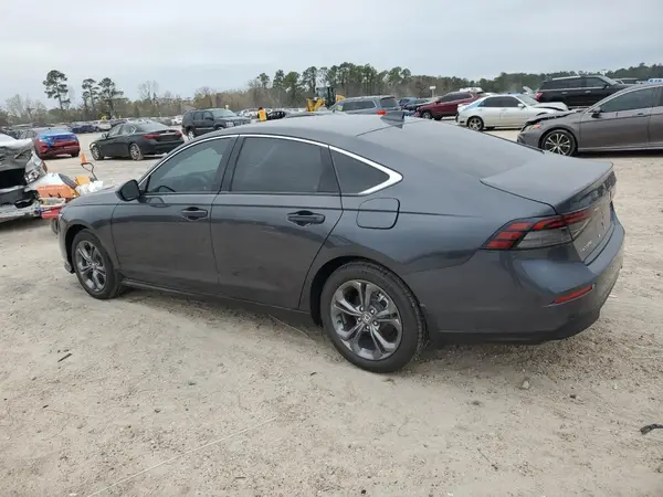 1HGCY1F31RA070497 2024 HONDA ACCORD - Image 2