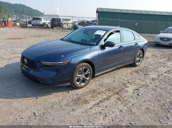 1HGCY1F31RA091320 2024 HONDA ACCORD - Image 2