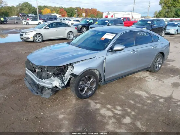 1HGCY1F32PA001637 2023 HONDA ACCORD - Image 2