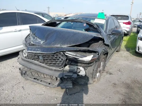 1HGCY1F32PA002478 2023 HONDA ACCORD - Image 2