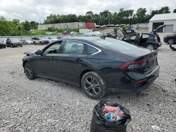 1HGCY1F32PA004456 2023 HONDA ACCORD - Image 2