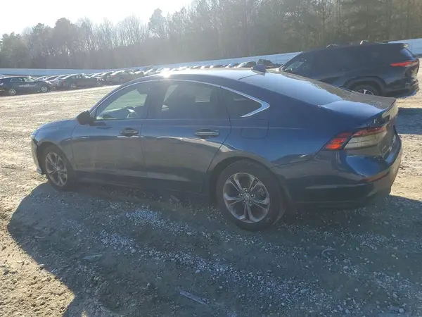 1HGCY1F32RA008560 2024 HONDA ACCORD - Image 2