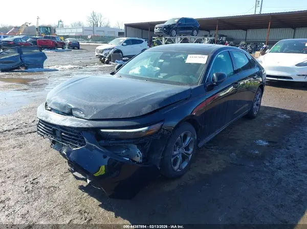 1HGCY1F32RA009420 2024 HONDA ACCORD - Image 2