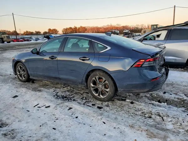 1HGCY1F32RA015489 2024 HONDA ACCORD - Image 2