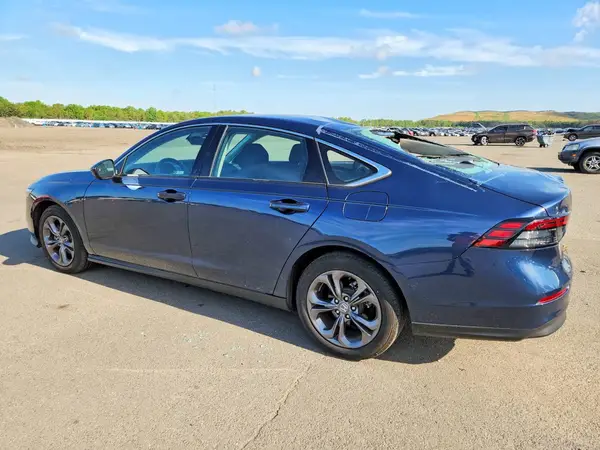 1HGCY1F32RA016576 2024 HONDA ACCORD - Image 2