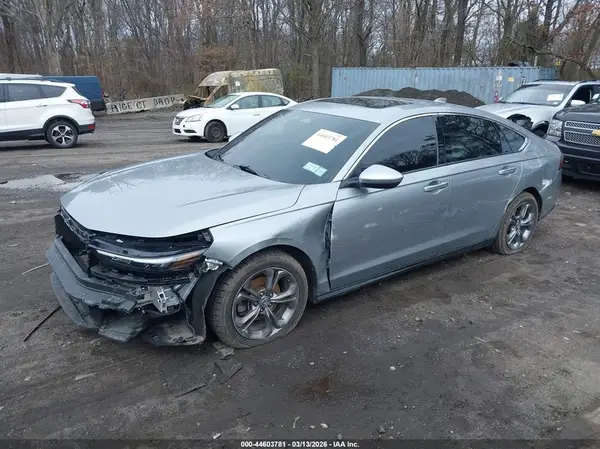 1HGCY1F32RA016867 2024 HONDA ACCORD - Image 2