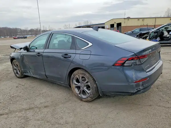 1HGCY1F32RA026864 2024 HONDA ACCORD - Image 2
